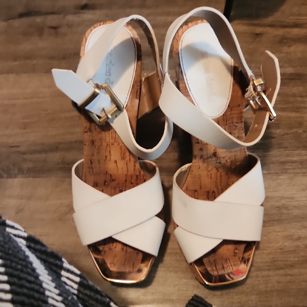 Elegant White Sandals with Gold Accents